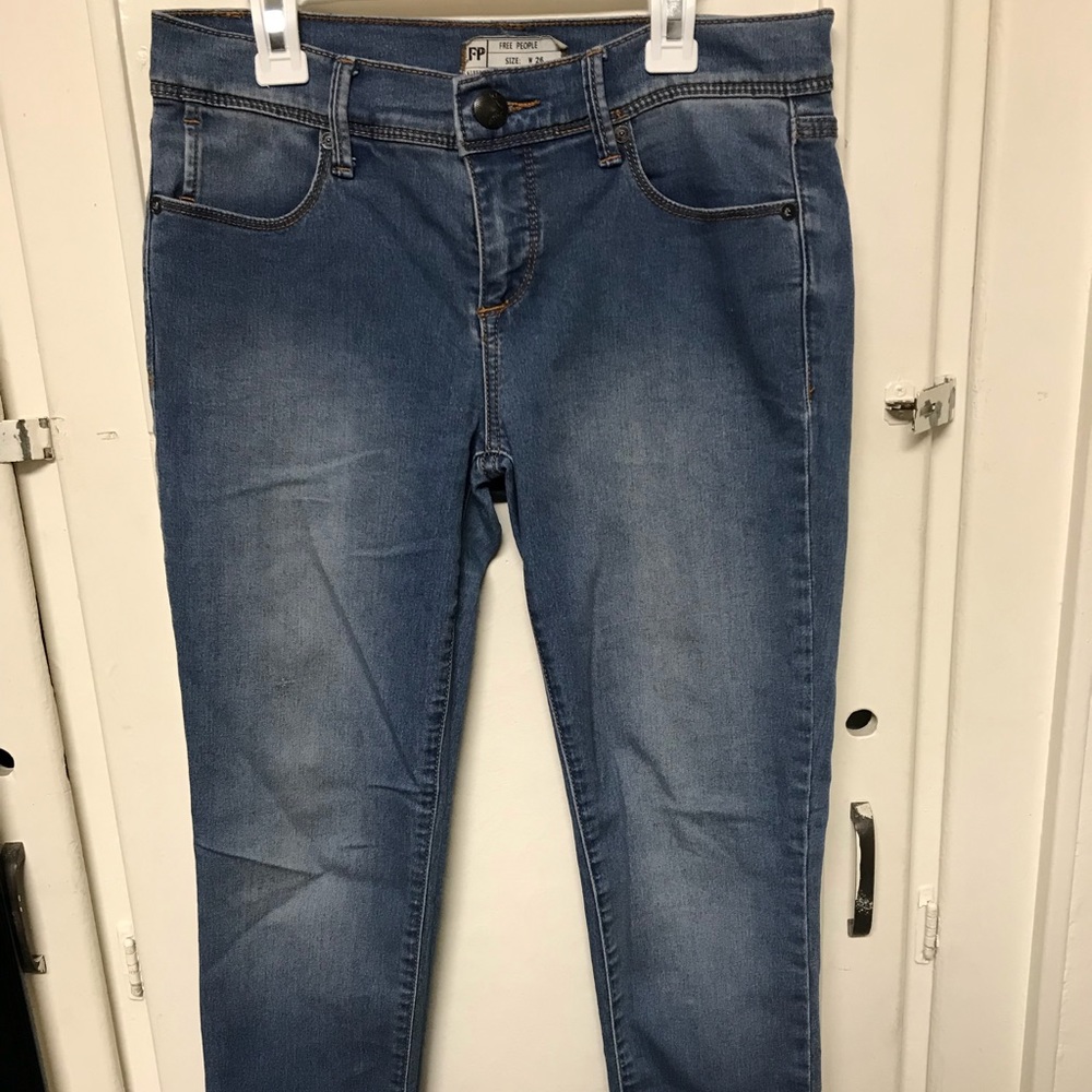 Light wash jeans
